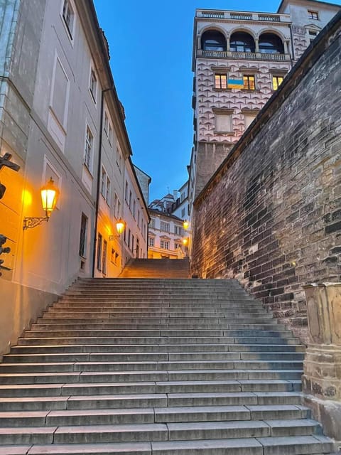 1000 years of history! Evening walking foodie tour - A small group makes the format work