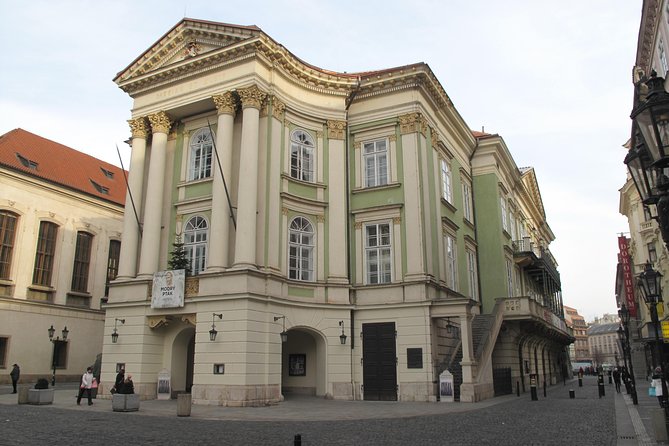 2:5-Hour Walking Tour of Old Town Prague with Boat Ride - Crossing Wenceslas Square in New Town
