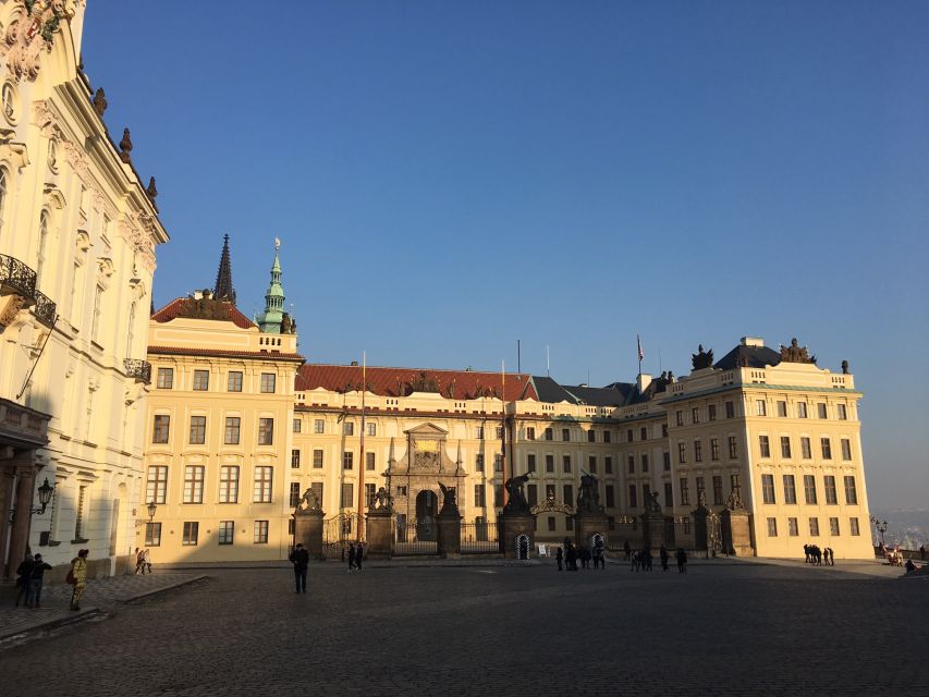 3-Hour Prague Castle & Interiors Tour - The Descent Through Lesser Town