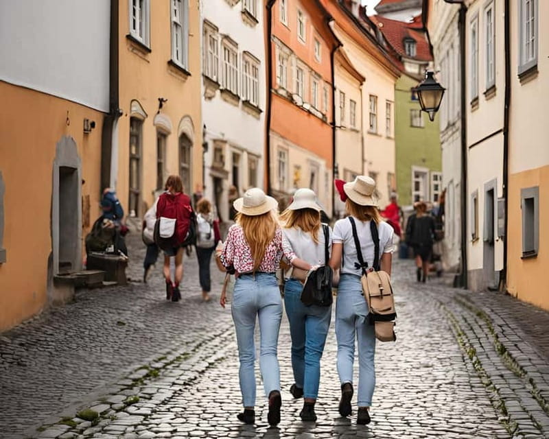 5h All-in SUMMER Tour River Cruise, Castle, Lunch & Treats☀️ - One hour on the Vltava by timber raft