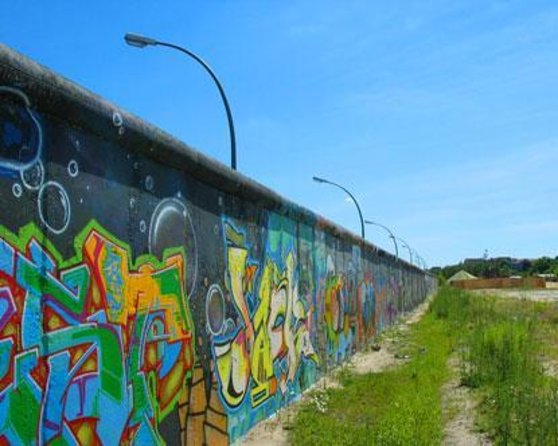 Berlin Full Day Tour with Lunch and private transfers from Prague - Key points to know before booking