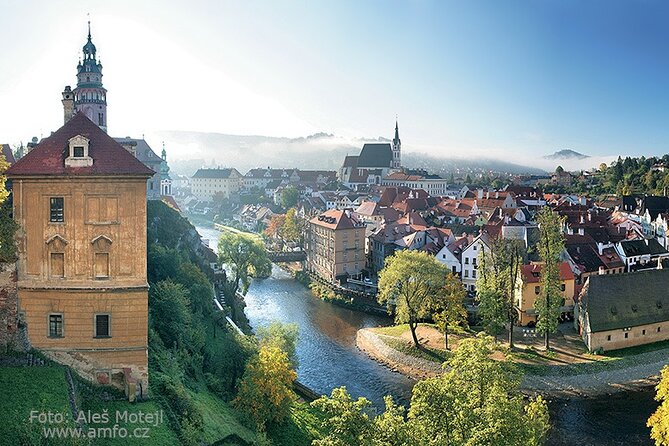 Best of Cesky Krumlov Old Town and Castle Exteriors - Crossing into the castle area