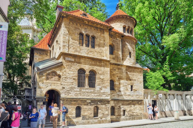 Best of Prague: Private City Walking Tour, Boat Cruise, and Typical Czech Lunch - Charles Bridge Museum as a final extra