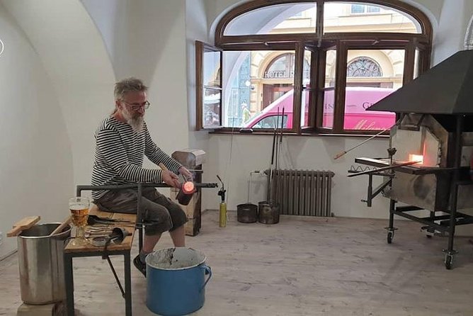 Bohemian Glass blowing in Prague - Key points at a glance