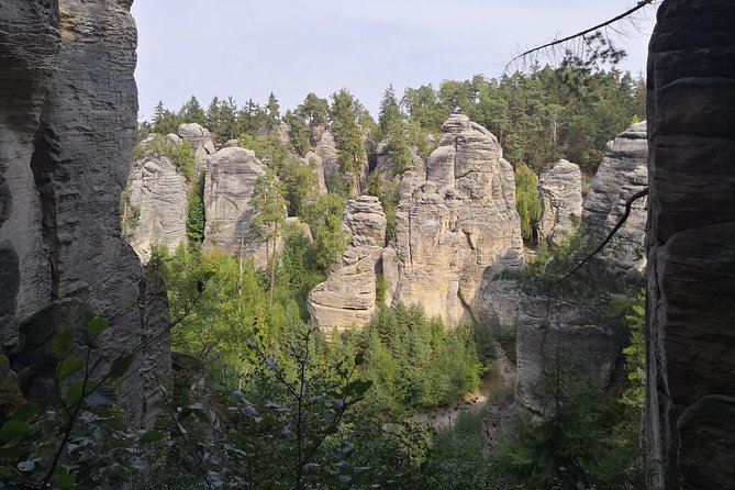 Bohemian Paradise 3 in 1 Tour, UNESCO geopark - Starting at Kost Castle after an 8:00 a.m. pickup