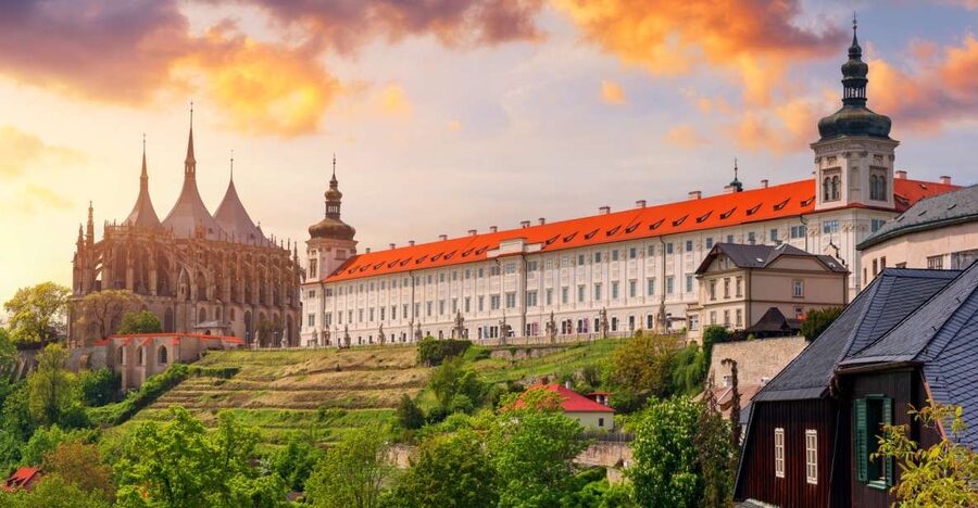 Bone Church and Kutna Hora Private Tour from Prague - Should you book the Bone Church and Kutna Hora tour?
