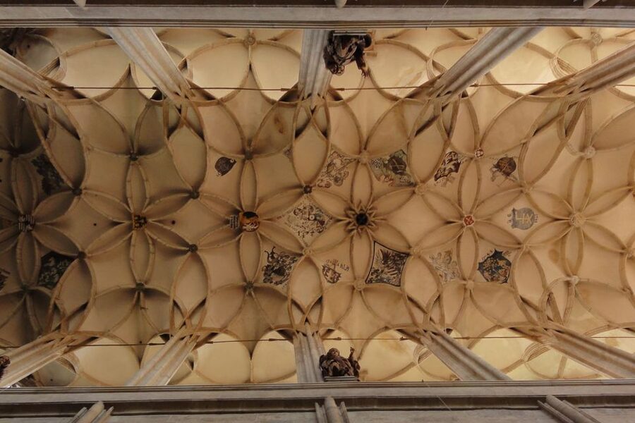 Bone Church and Kutna Hora Private Tour from Prague - Lunch at a traditional restaurant