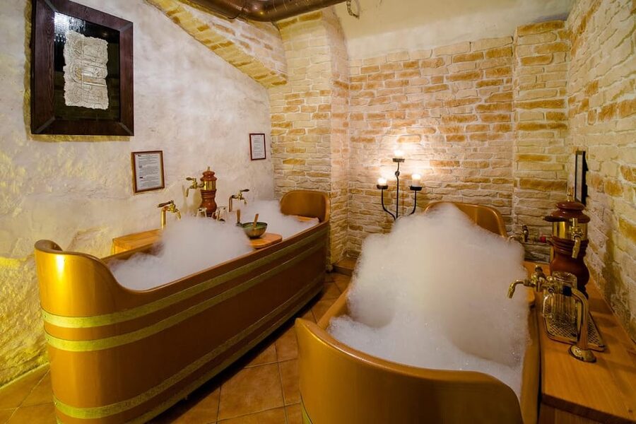 Caroline Bernard Beer Spa Prague with Beer & Massage Option - The beer bath, with Bernard beer from the tap