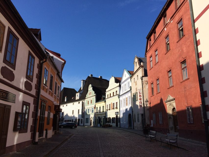 Český Krumlov: 2 Hour Private Walking Tour with Guide - Barber’s Bridge and the River Crossings