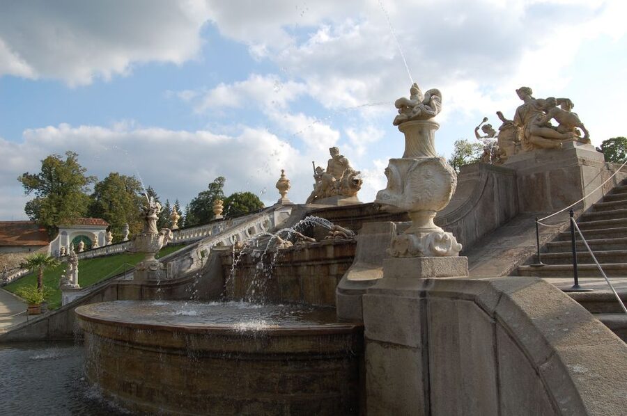 Český Krumlov: 2 Hour Private Walking Tour with Guide - What the Guides Add to the Walk