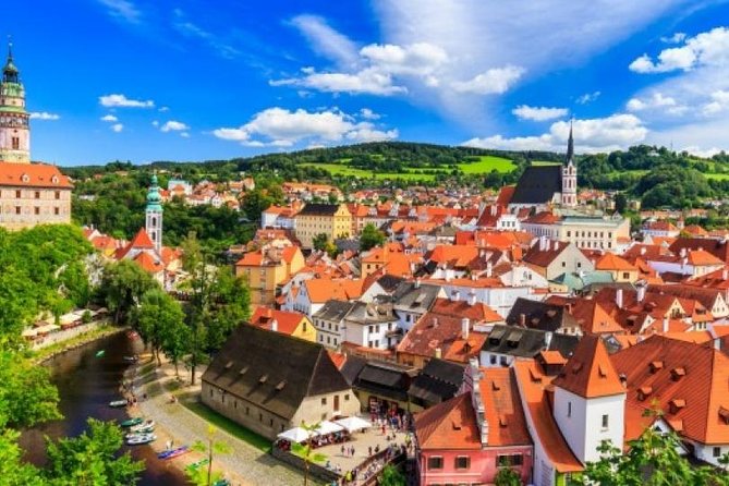 Cesky Krumlov Full day tour from Prague and back - Who will enjoy this outing most?