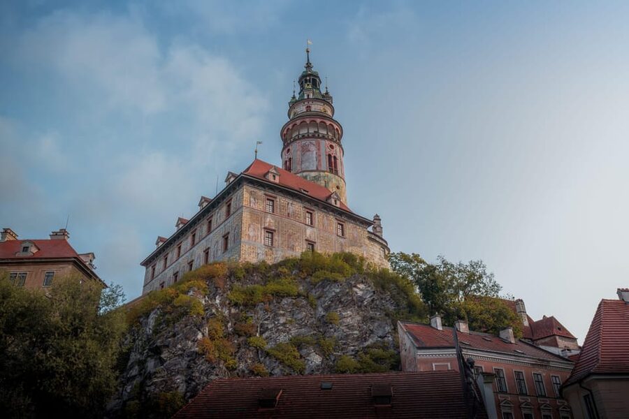 Cesky Krumlov: Insta-Perfect Walk with a Local - Scheduling, guide availability, and flexibility