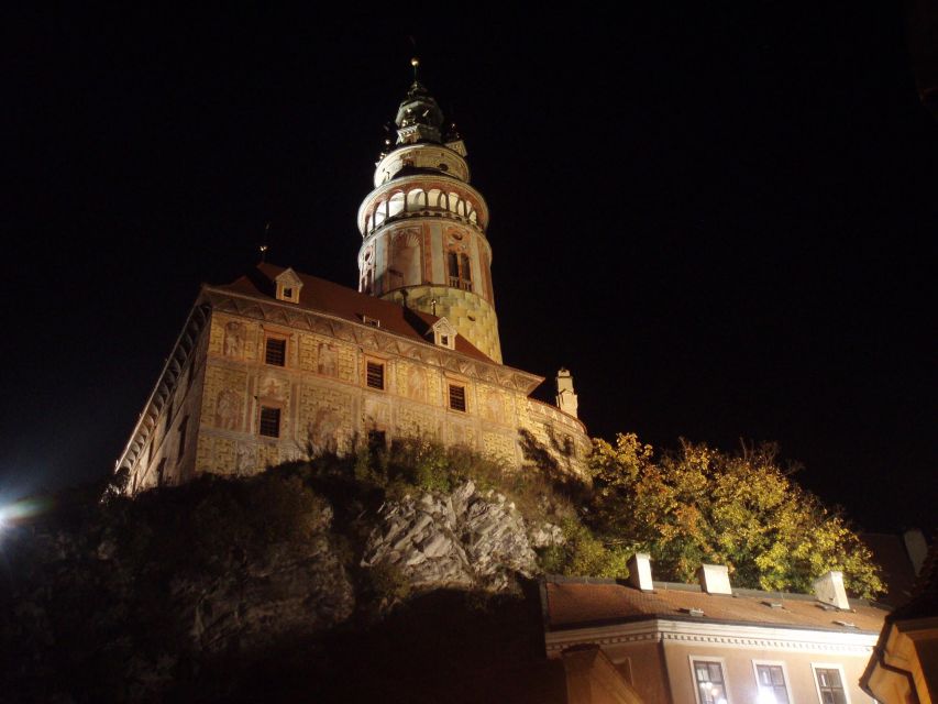 Český Krumlov: Night Walking Tour with a Professional Guide - Who Will Enjoy This Night Walk
