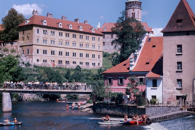 Cesky Krumlov One Day Trip from Prague by bus - Walking through the medieval town