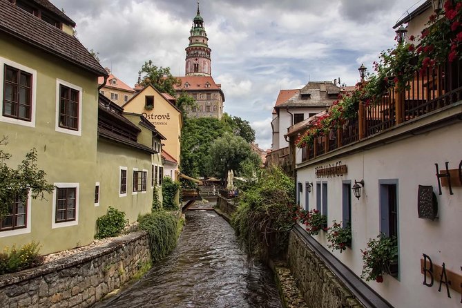 Cesky Krumlov Private day trip from Prague with Lunch and Castle admission - Key points to know before you book