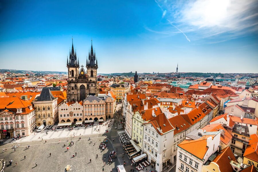 Charles Bridge & Lesser Town Walking Tour - Na Kampě and the Lennon Wall