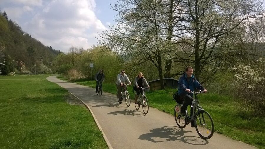 Countryside Bike Tour From Prague To Karlstejn Castle - Starting in Prague and finding your rhythm