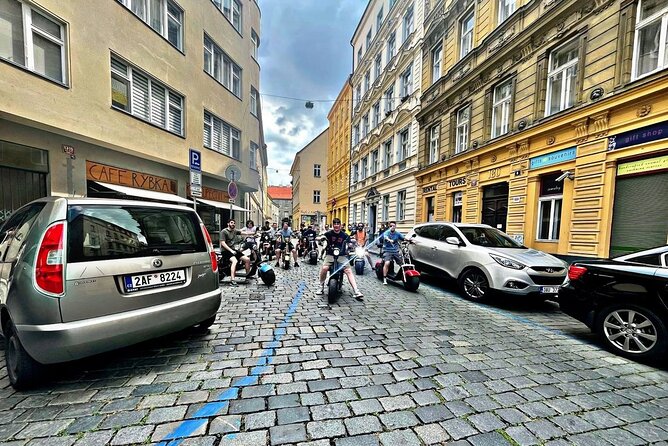 Create your own route on eScooter and enjoy Prague on wheels! - Panoramic views and a pause for malinovka