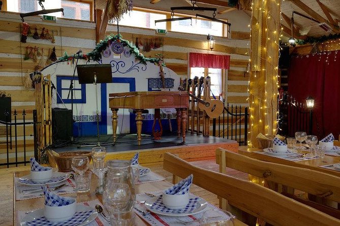 Czech Traditional Folklore Show including Dinner and Transport - What arrives on the four-course menu