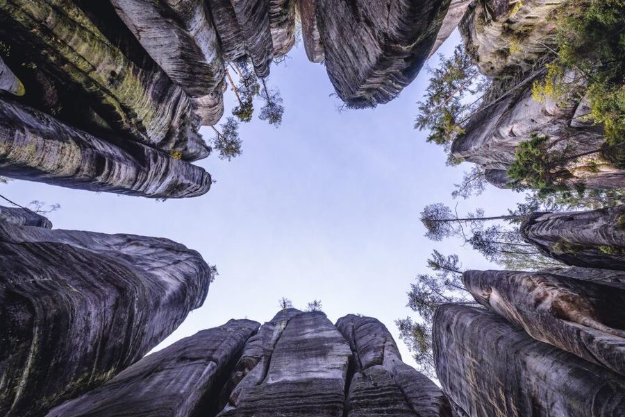 Day Trip to Rock City in Adrspach and Church of Peace - Why the season matters at Adršpach