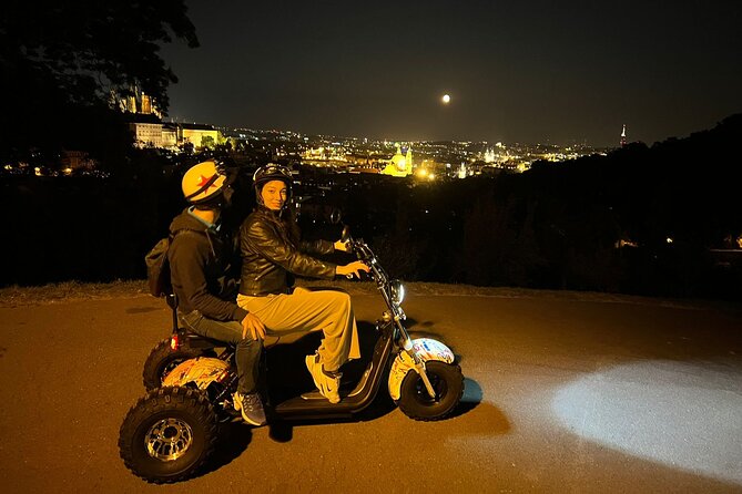Electric Trike Night Tour in Prague - Live Guided - Prague Castle and St. Vitus Cathedral from outside