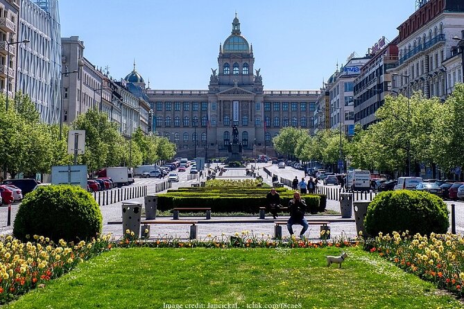 Explore the Historic Prague Castle: Private Half-Day Walking Tour - Starting at the Masaryk Statue