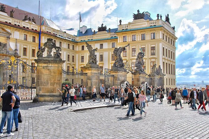 Explore the Historic Prague Castle: Private Half-Day Walking Tour - The Old Royal Palace and Its Mixed Design