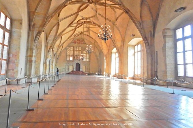 Explore the Historic Prague Castle: Private Half-Day Walking Tour - Timing, Weather, and the Best Kind of Visitor