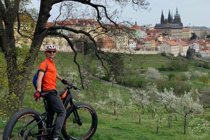 FAT TIRE E-BIKE GREAT TOUR - river, parks & panoramic views tour - Queen Anne’s Summer Palace and Prague Castle
