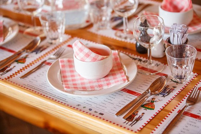 Folklore Evening with Music and Dinner - Booking advice and cancellation terms