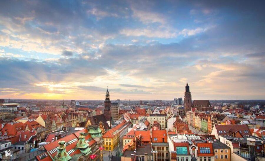 From Dresden: Prague Guided Day Trip by Coach - What the 2.5-hour guided walk adds