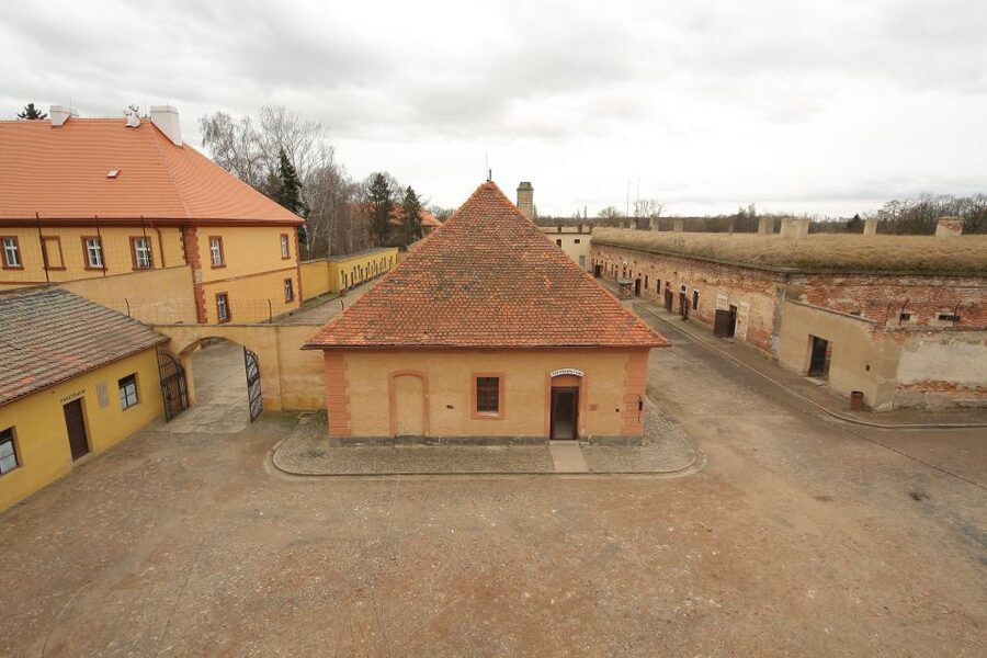 From Prague: All-inclusive Bus Tour to Terezin Memorial - The Ghetto Museum and the former town