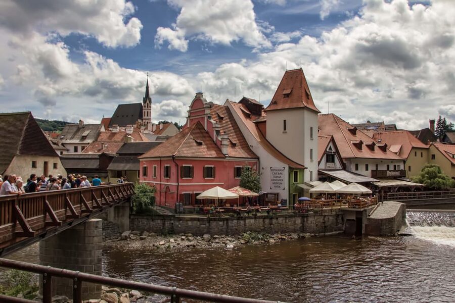 From Prague: Český Krumlov Full-Day Tour with Pickup - Returning to Prague