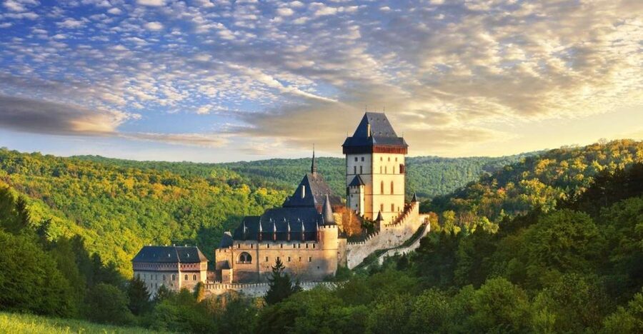 From Prague: Karlštejn Castle & Koněprusy Caves Tour - Final verdict: a strong day outside Prague