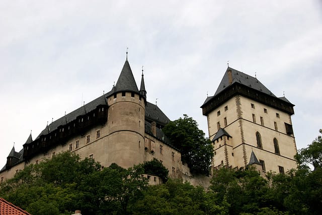 From Prague: Karlstejn Castle Skip-the-Line Ticket and Tour - Leaving Prague for Charles IV’s hilltop castle