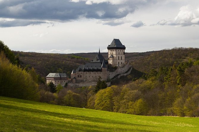 From Prague: Karlstejn with Admission and Pick up - The ride out of Prague