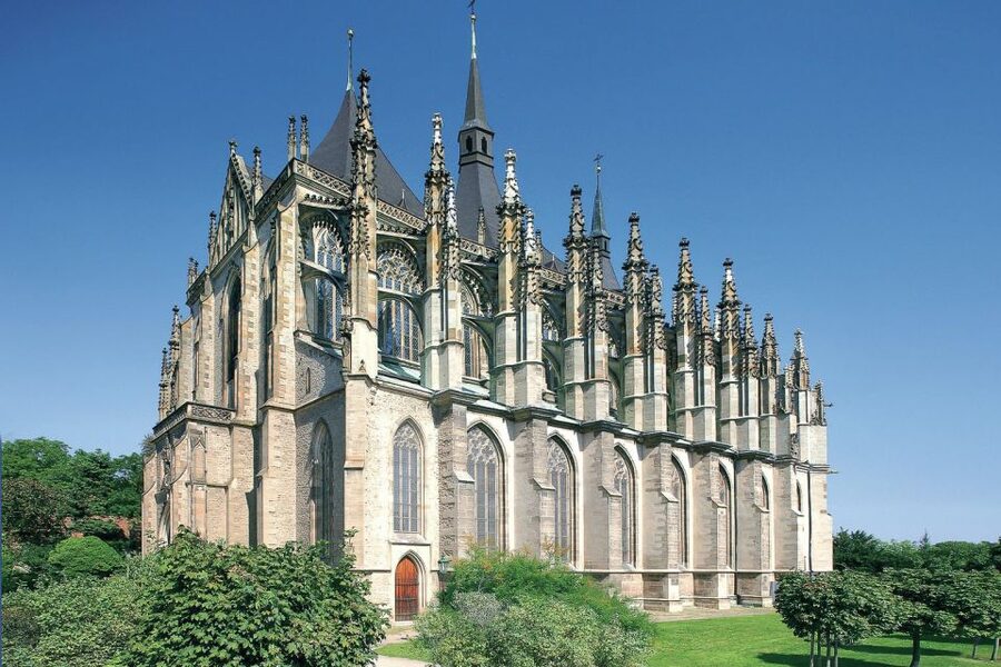 From Prague: Kutná Hora, St.Barbara’s Church, Sedlec Ossuary - Why Kutná Hora makes a good day outside Prague