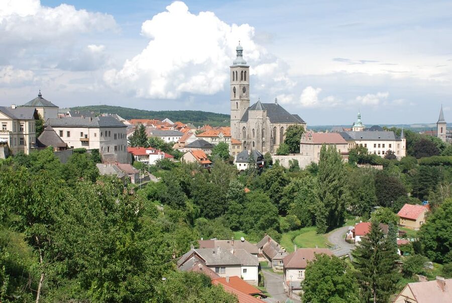 From Prague: Kutna Hora Walking Tour & St. Barbara Cathedral - Sedlec Ossuary, the Bone Chapel