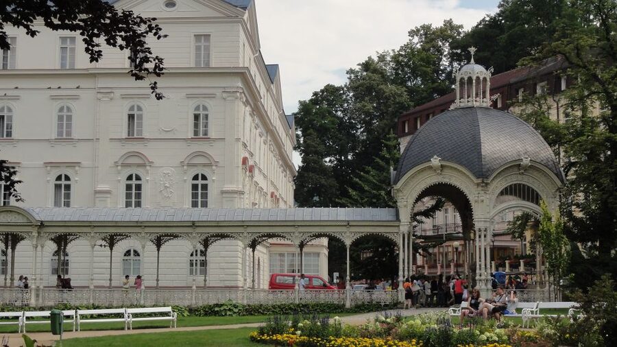 From Prague: Private Karlovy Vary & Crystal Factory Tour - Becherovka Museum on weekends