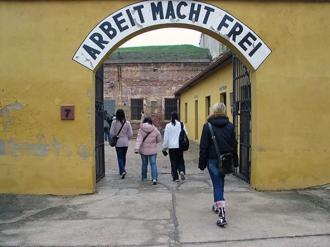 From Prague: Terezin Concentration Camp Private Tour - Why Terezín deserves a full morning