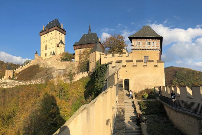 Full-Day Countryside Bike Tour to Karlstejn Castle (small group) - Bikes, e-bikes, weather, and what to wear