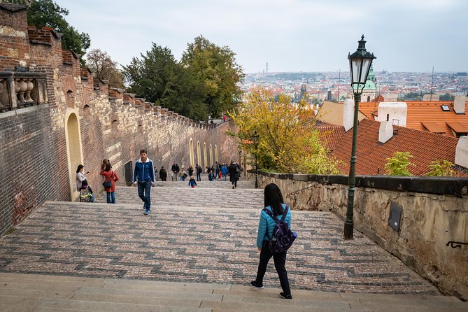Full-Day Prague Tour with Prague Castle, Lunch and Vltava Cruise - Lunch breaks up the longest walking stretch