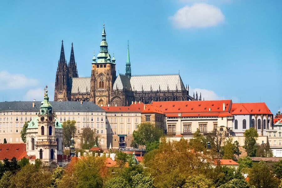 Full Day Private Tour Through Prague - Key points to know