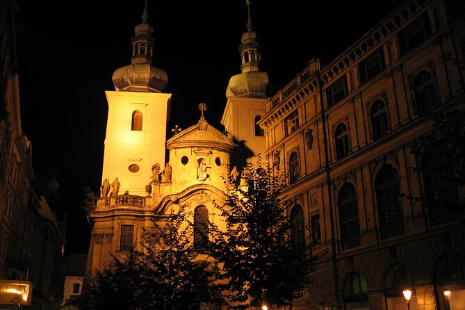 Ghosts and Legends walking tour in Prague - A ghost tour with theatrical touches