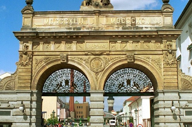 Glass and Brewery Day Trip from Prague - Pilsner Urquell: where pale lager began