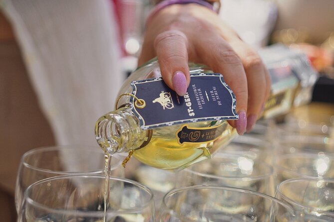 Gourmet Brunch with Chef: Unlimited Drinks & Stunning River Views - Who will get the most from this experience