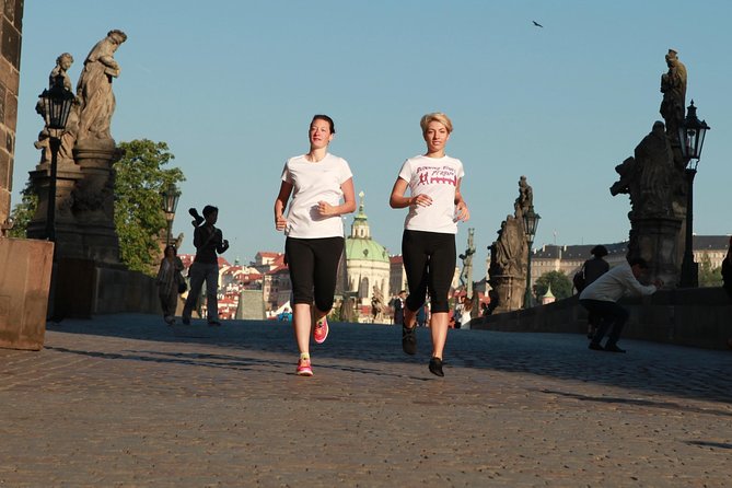 Guided Sightseeing Running Tour in Prague (9-12K) - Key points at a glance