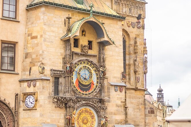 Highlights of Prague with a Funny and Local Guide - A fast, funny introduction to Prague