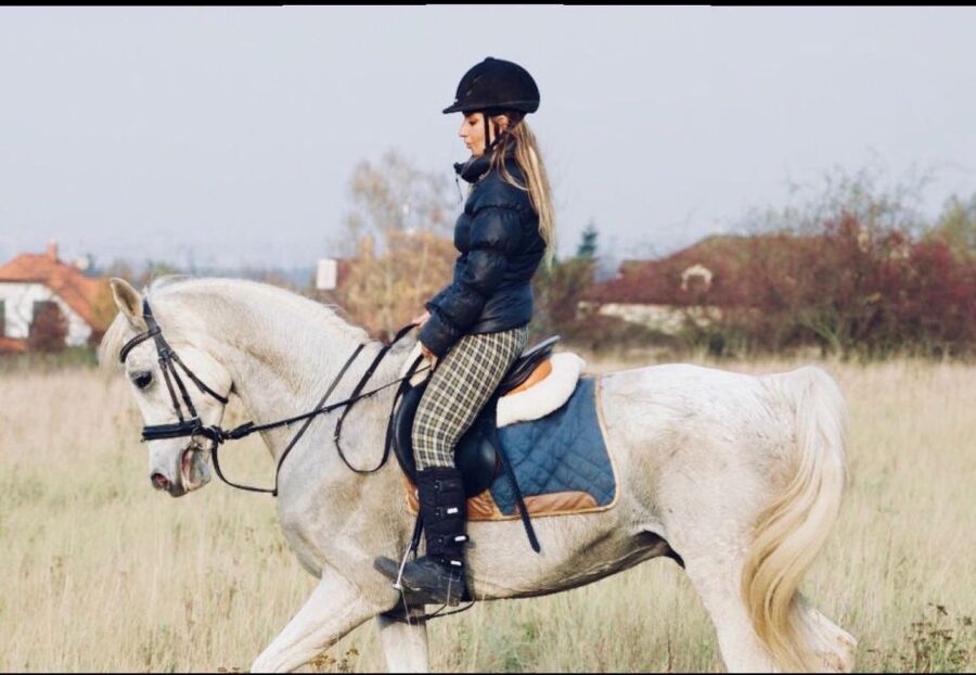 Horseback riding tour near Prague - The 50 to 75 minute ride through Czech countryside