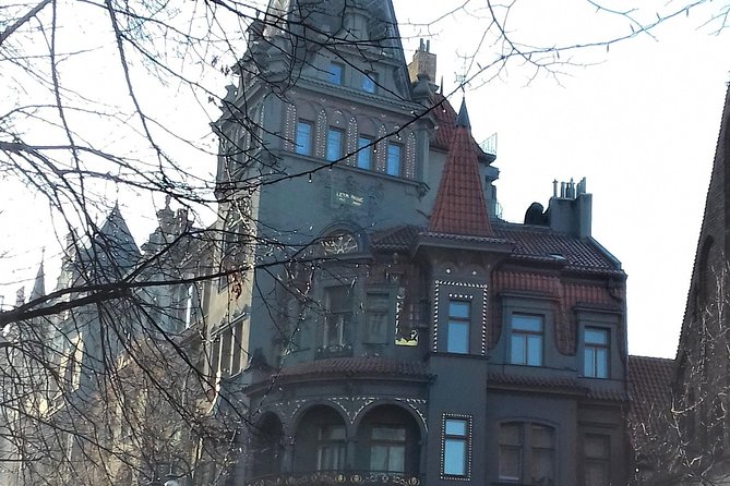 Jewish Prague Walking Tour - Synagogues: beautiful interiors, extra cost
